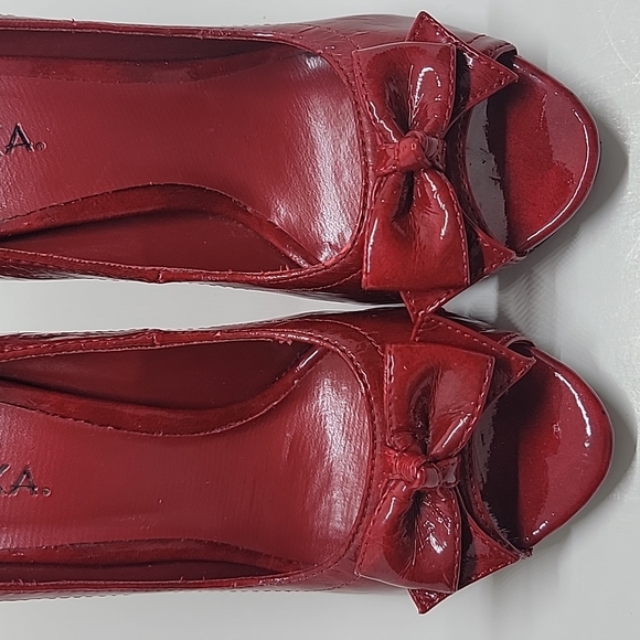 Paprika Red Faux Patent Leather Open Toe High Heels Shoes (Read Flaws) 6 - Picture 3 of 12